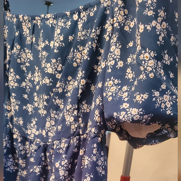 Green dress short sleeve flowers XL - Picture 2 of 6